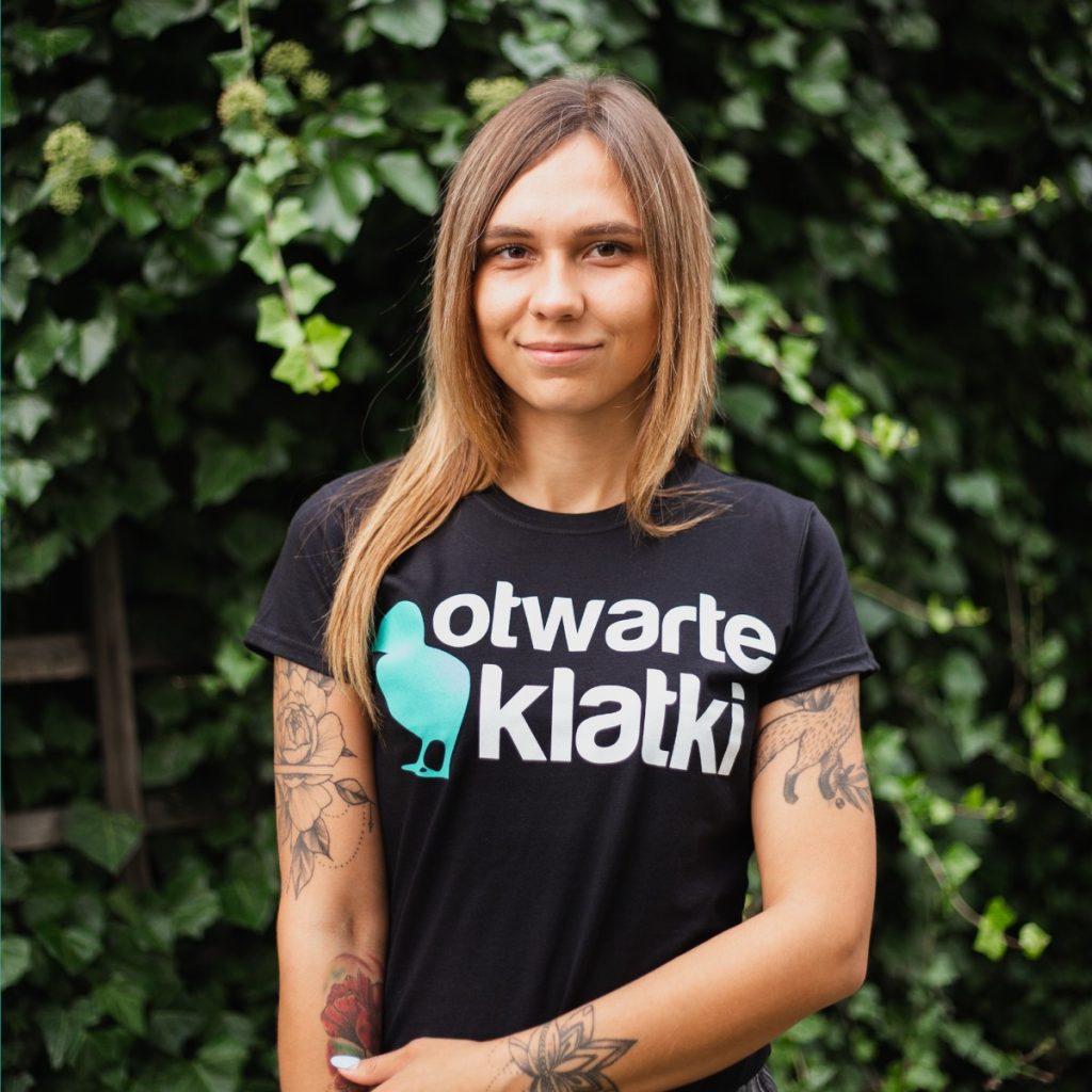 Logo Otwarte Klatki damska koszulka czarna