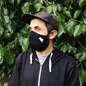 Maseczka w zwierzaki z logo Otwarte Klatki